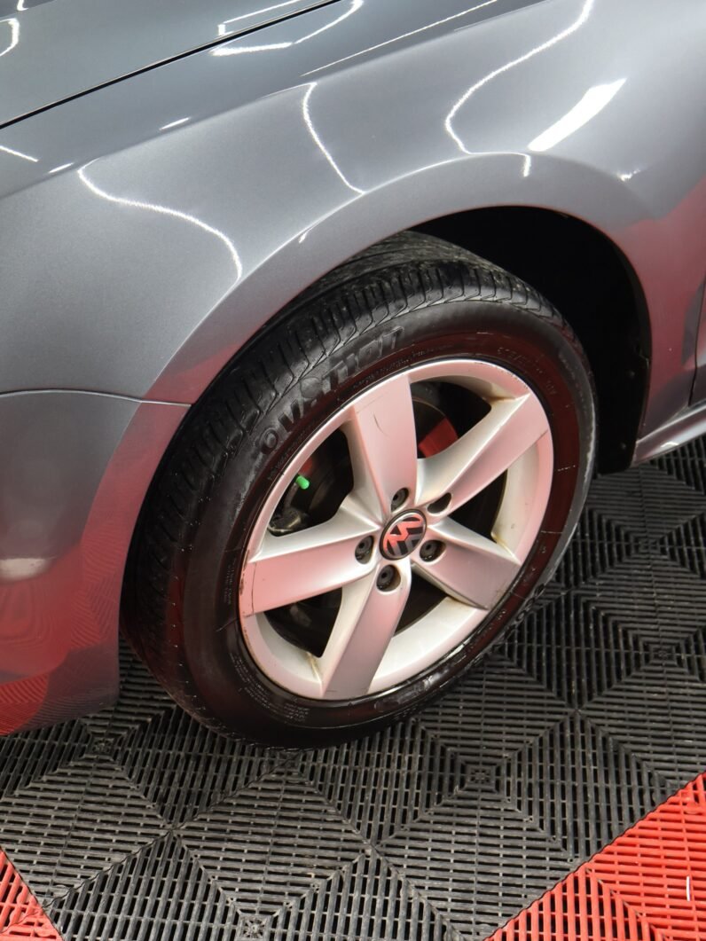 
								VOLKSWAGEN NEW JETTA TRENDLINE MT 2.0 SD full									