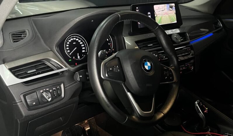 
								BMW  X1 SDRIVE 20I AT 2.0L full									
