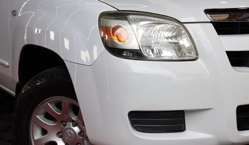 
								MAZDA BT50 2200 MT 4×2 GASOLINA full									