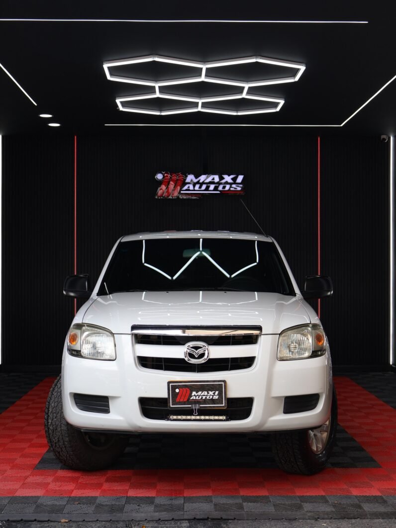 
								MAZDA BT50 2200 MT 4×2 GASOLINA full									