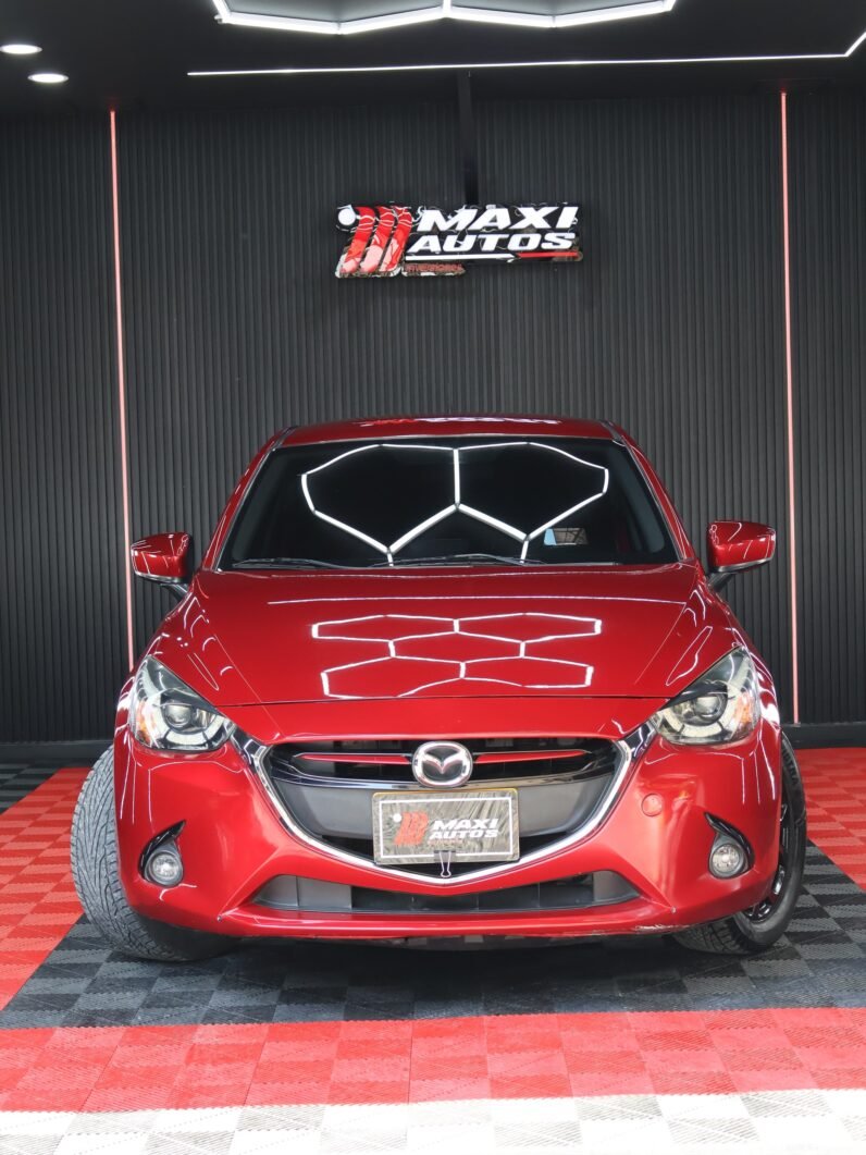 
								MAZDA 2 GRAND TOURING 1.5 MT full									