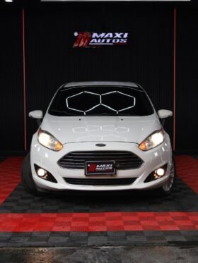 FORD FIESTA TITANIUM AT 1.6