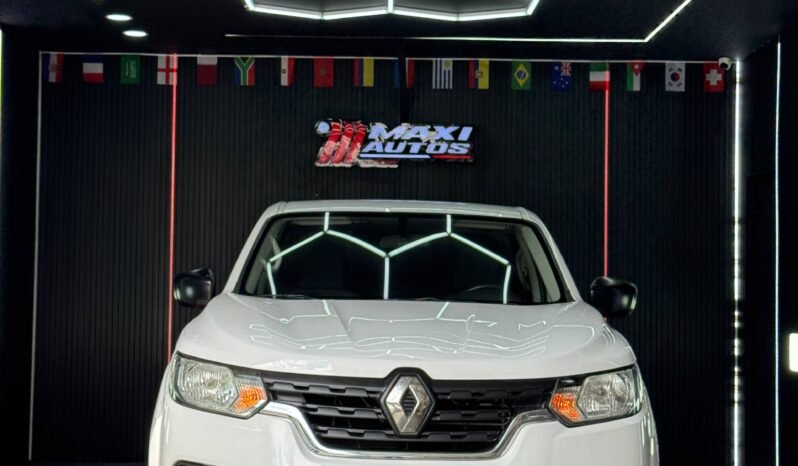 
								RENAULT ALASKAN ZEN 2.5 DIESEL MT 4X4 full									