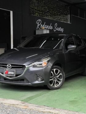 MAZDA 2 GRAND TOURING 1.5L AT