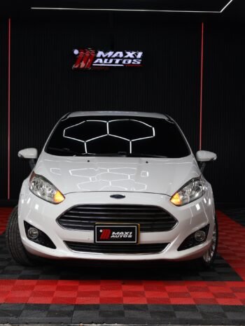 FORD FIESTA TITANIUM AT 1.6