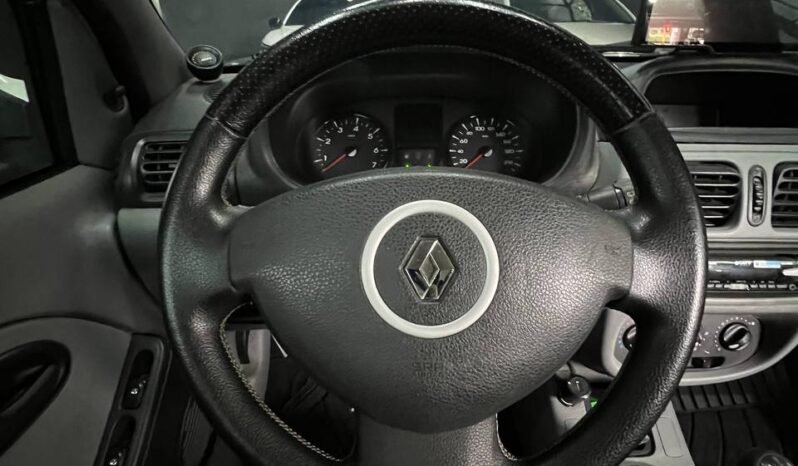 
								RENAULT CLIO STYLE full									