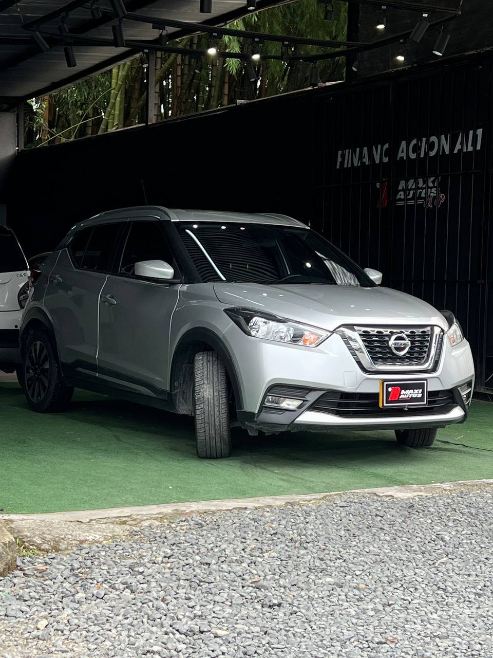 NISSAN KICKS ADVANCE AT 1.6 4X2