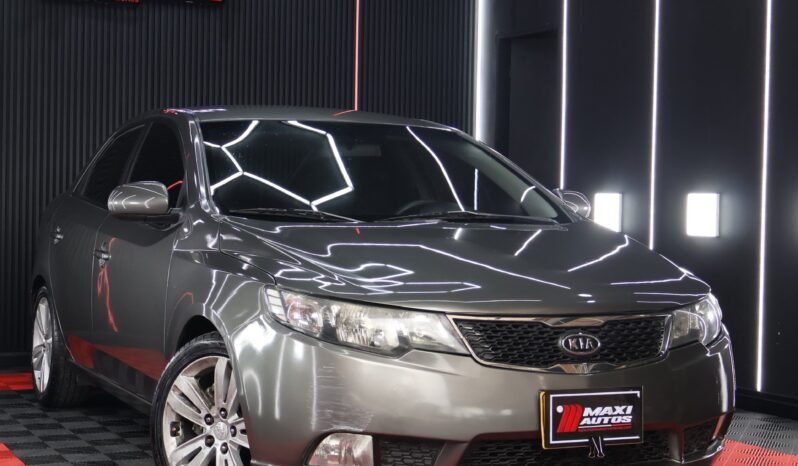 
								KIA CERATO FORTE 1.6L AT full									