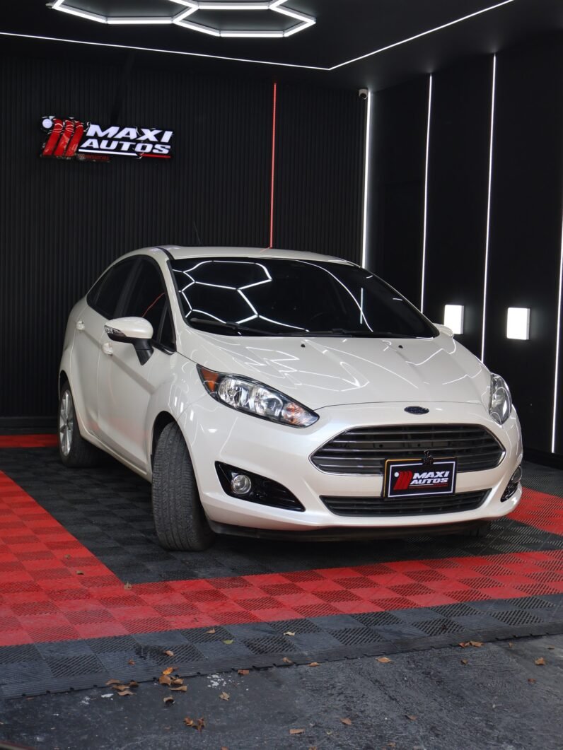 
								FORD FIESTA TITANIUM AT 1.6 full									