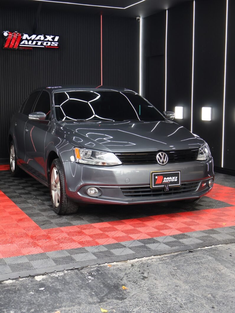 
								VOLKSWAGEN NEW JETTA TRENDLINE MT 2.0 SD full									