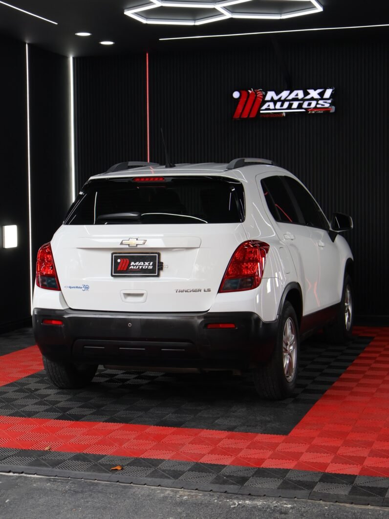 
								CHEVROLET TRACKER LS AT 1.8 4X2 full									