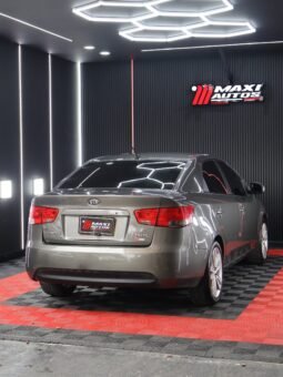 KIA CERATO FORTE 1.6L AT