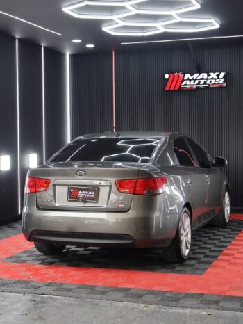 KIA CERATO FORTE 1.6L AT