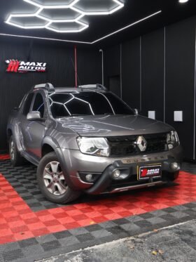 RENAULT DUSTER OROCH INTENS AUT 2.0 4X2
