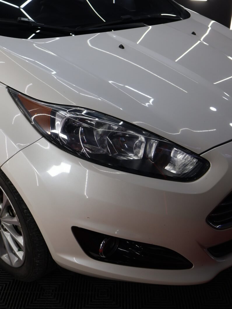 
								FORD FIESTA TITANIUM AT 1.6 full									