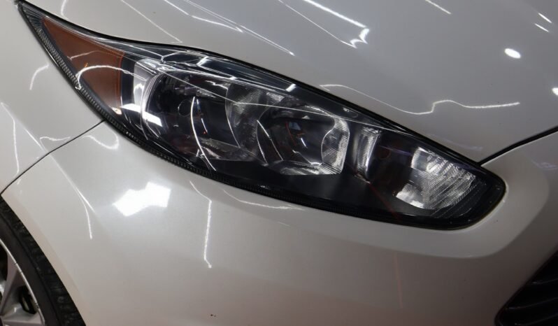 
								FORD FIESTA TITANIUM AT 1.6 full									