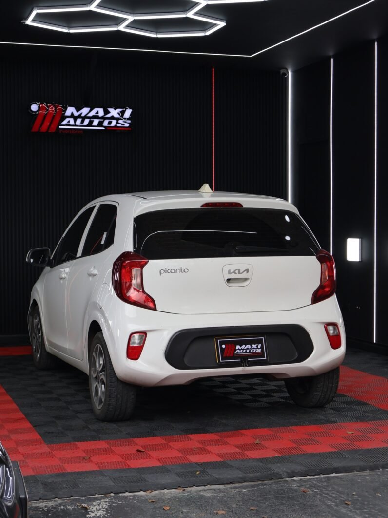 
								KIA PICANTO ZENITH AUT full									