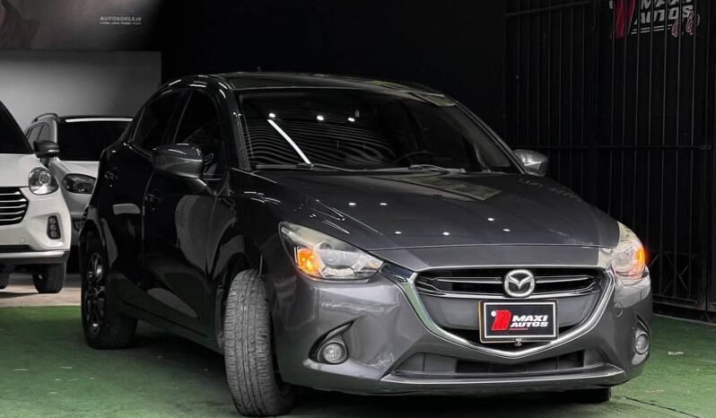 
								MAZDA 2 GRAND TOURING 1.5L AT full									