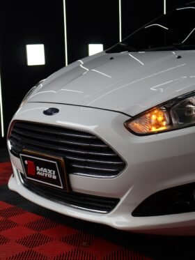 FORD FIESTA TITANIUM AT 1.6