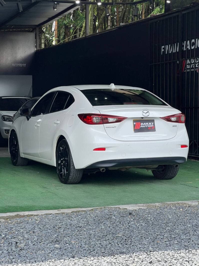 
								MAZDA 3 TOURING SD AT full									