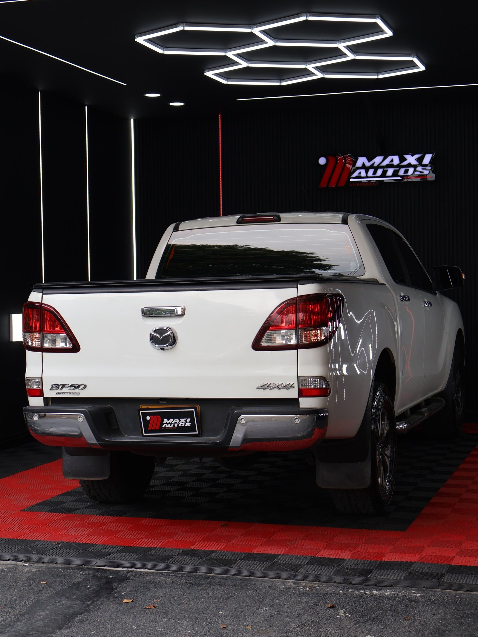 MAZDA BT50 PROFESSIONAL 3.2 DSL  AT 4X4