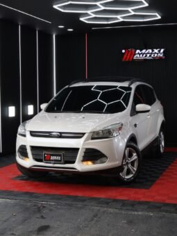 FORD ESCAPE SE AT 4X4