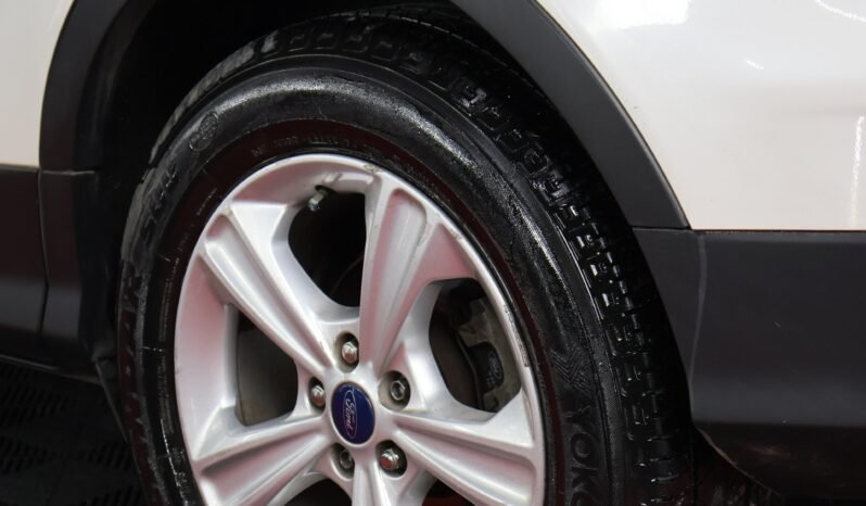 
								FORD ESCAPE SE AT 4X4 full									