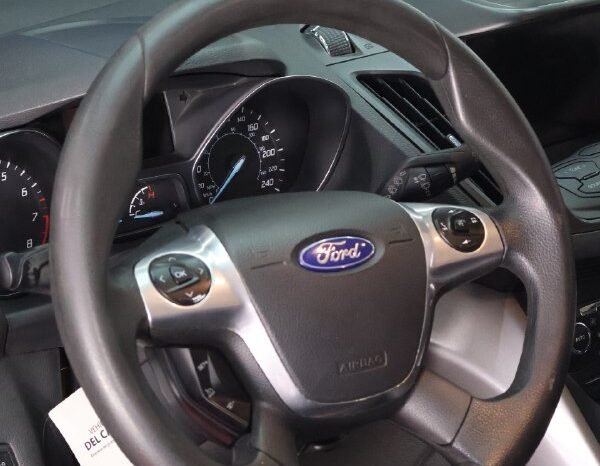 
								FORD ESCAPE SE AT 4X4 full									