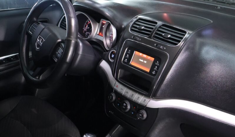 
								DODGE JOURNEY SE 2.4L AUT 4X2 7P full									