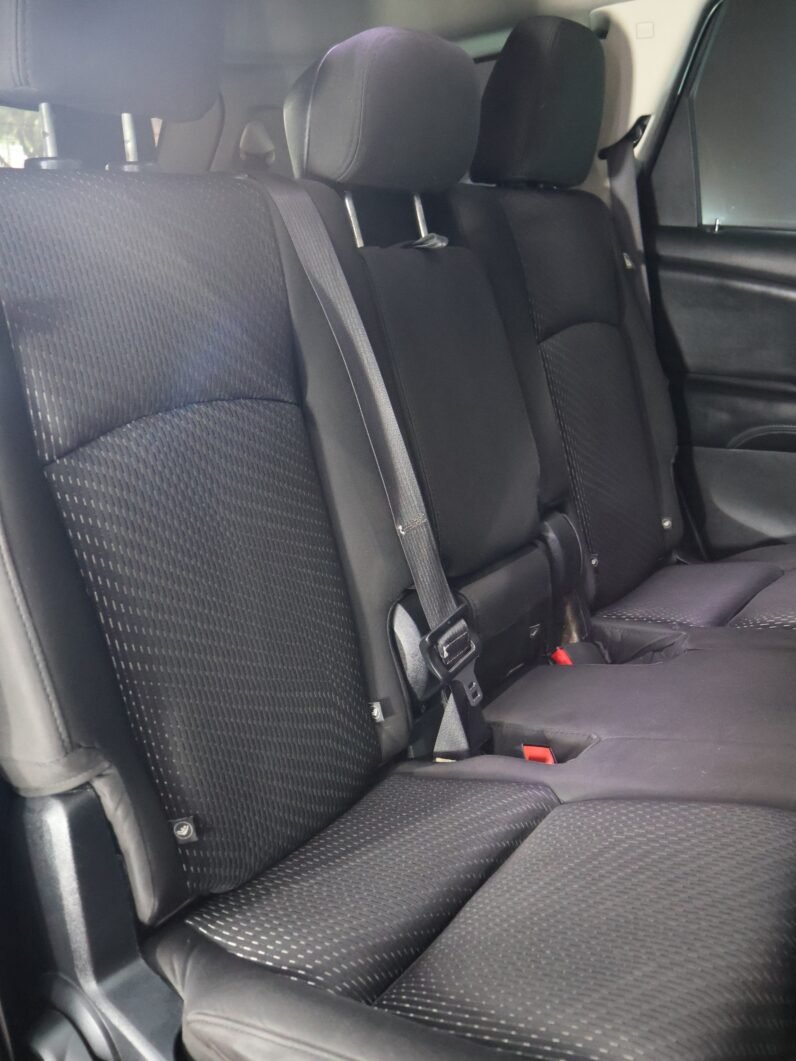 
								DODGE JOURNEY SE 2.4L AUT 4X2 7P full									