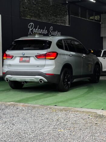 BMW  X1 SDRIVE 20I AT 2.0L