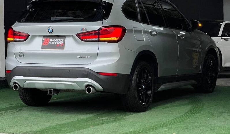 
								BMW  X1 SDRIVE 20I AT 2.0L full									