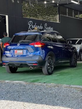 NISSAN KICKS ADVANCE MT 1.6L 4X2