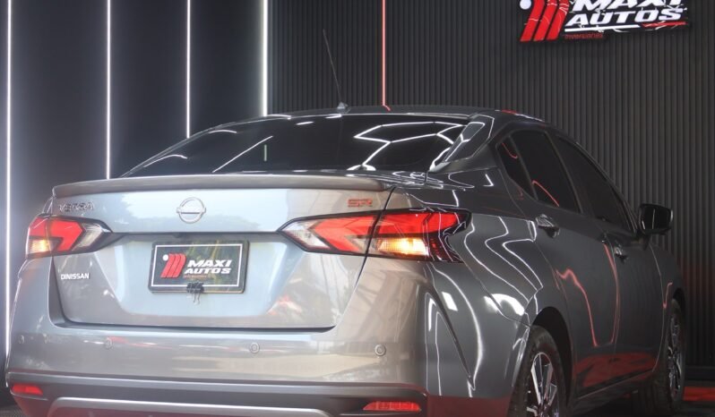 
								NISSAN VERSA  SR/BLACK 1.6 AT full									