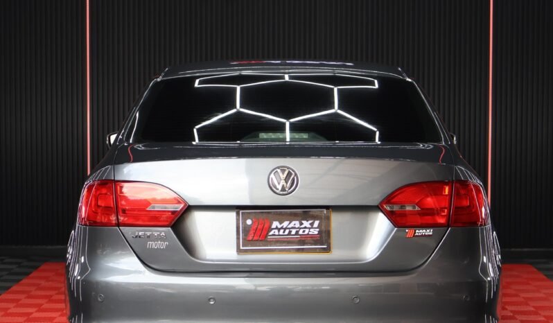 
								VOLKSWAGEN NEW JETTA TRENDLINE MT 2.0 SD full									