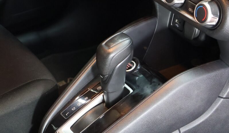 
								NISSAN NEW VERSA SENSE AT 1.6 full									