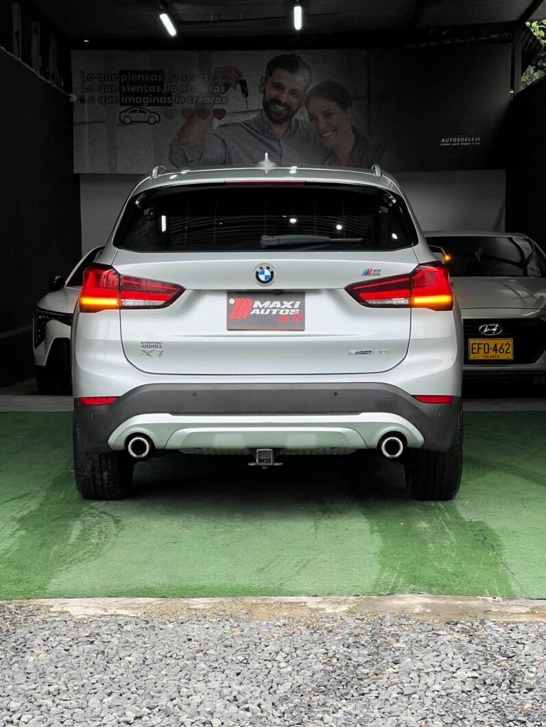 
								BMW  X1 SDRIVE 20I AT 2.0L full									