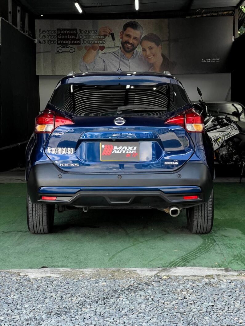 
								NISSAN KICKS ADVANCE MT 1.6L 4X2 full									