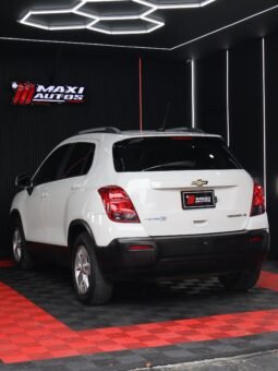 
										CHEVROLET TRACKER LS AT 1.8 4X2 full									