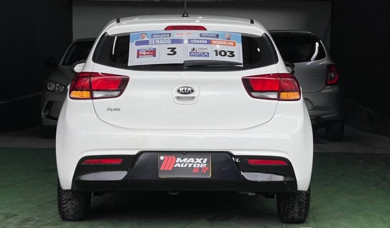 
								KIA RIO VIBRANT MT 1.4 full									