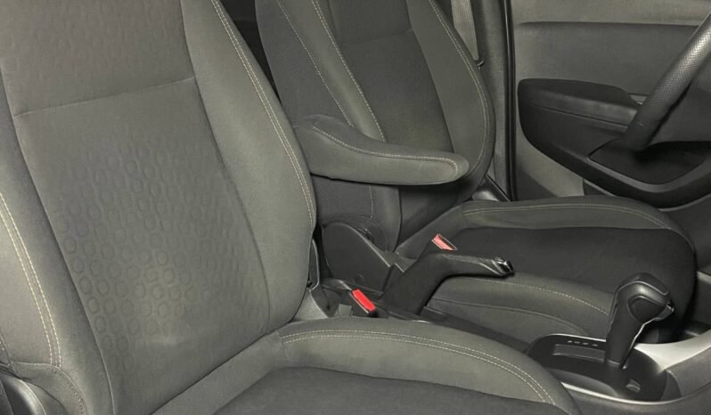 
								CHEVROLET TRACKER LS AT 1.8 4X2 full									