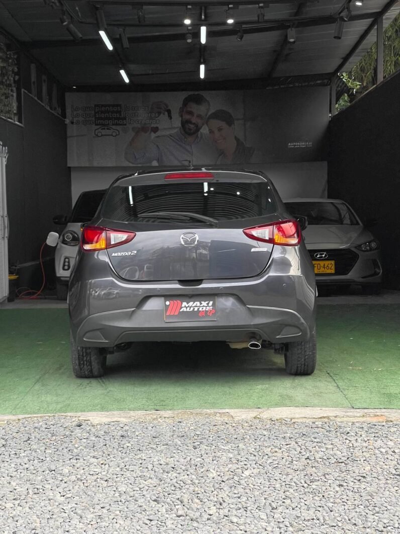 
								MAZDA 2 GRAND TOURING 1.5L AT full									