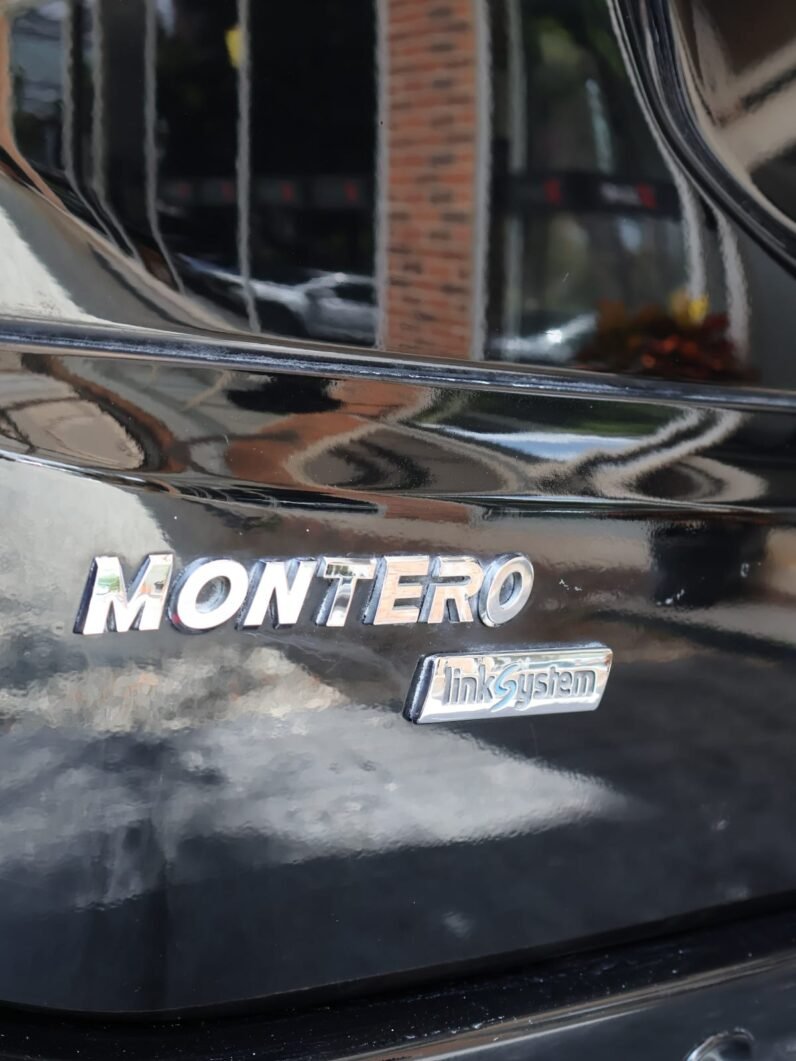 
								MITSUBISHI MONTERO SPORT 2.5 AT 4X4 TD TC full									