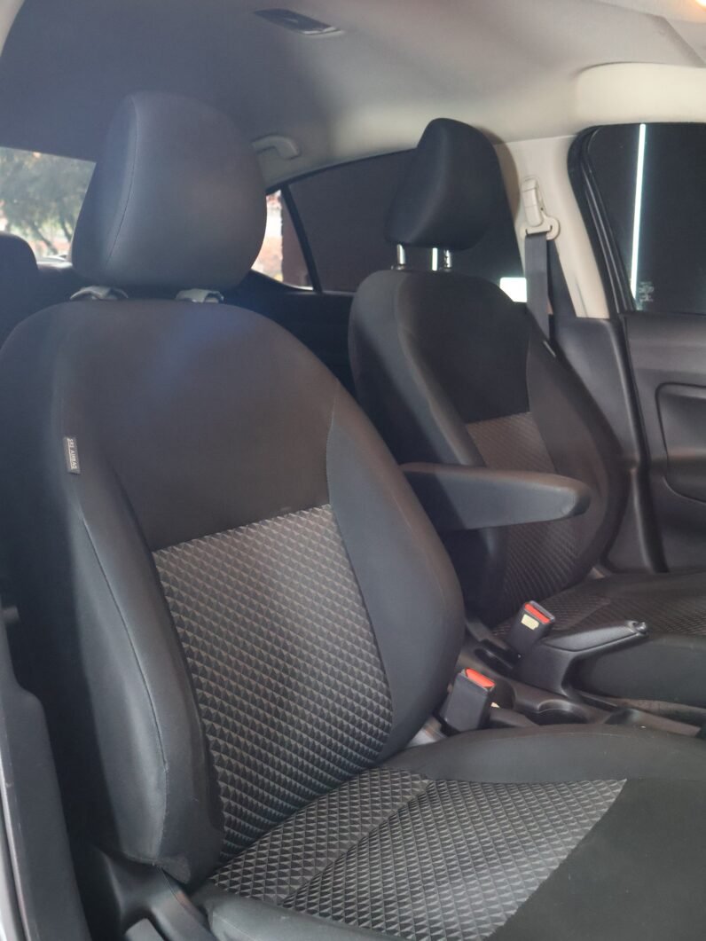 
								NISSAN NEW VERSA SENSE AT 1.6 full									