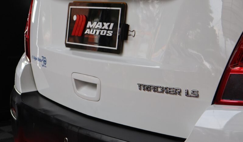 
								CHEVROLET TRACKER LS AT 1.8 4X2 full									