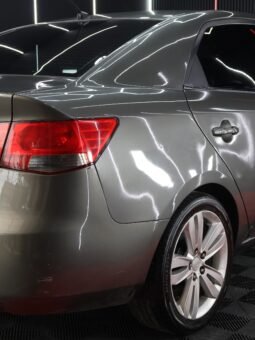 
										KIA CERATO FORTE 1.6L AT full									