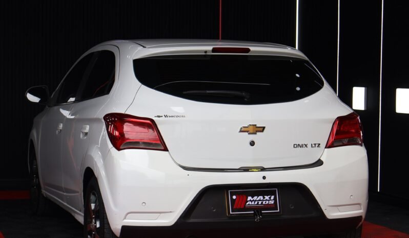 
								CHEVROLET ONIX LTZ HB MT 1.4 full									