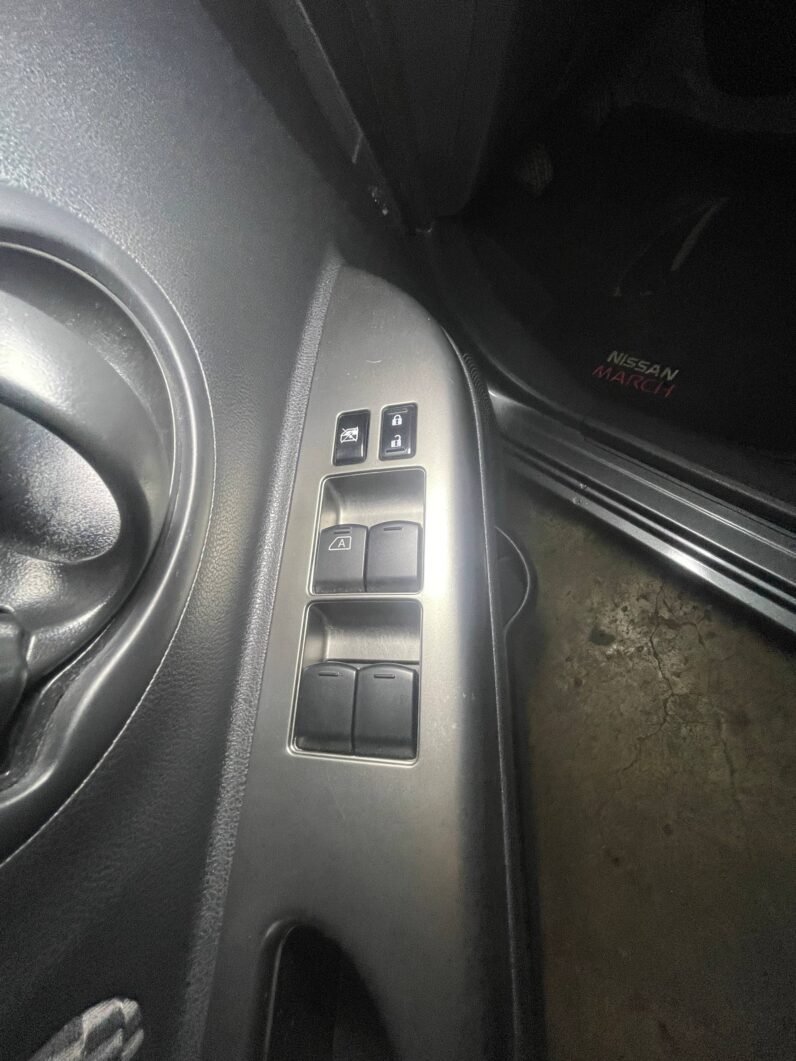 
								NISSAN MARCH SENSE MT 1.6 full									