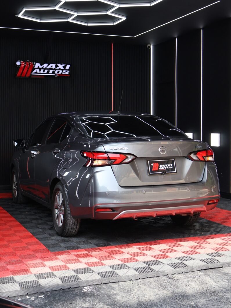 
								NISSAN NEW VERSA SENSE AT 1.6 full									