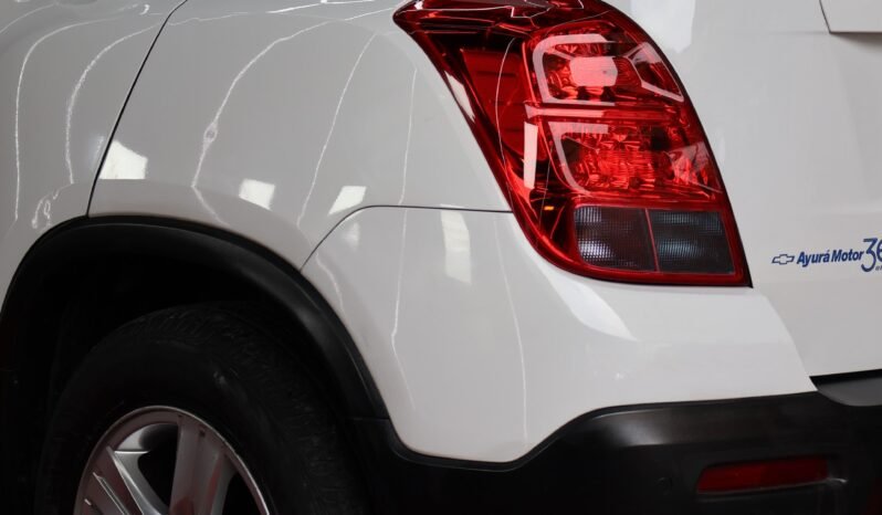 
								CHEVROLET TRACKER LS AT 1.8 4X2 full									